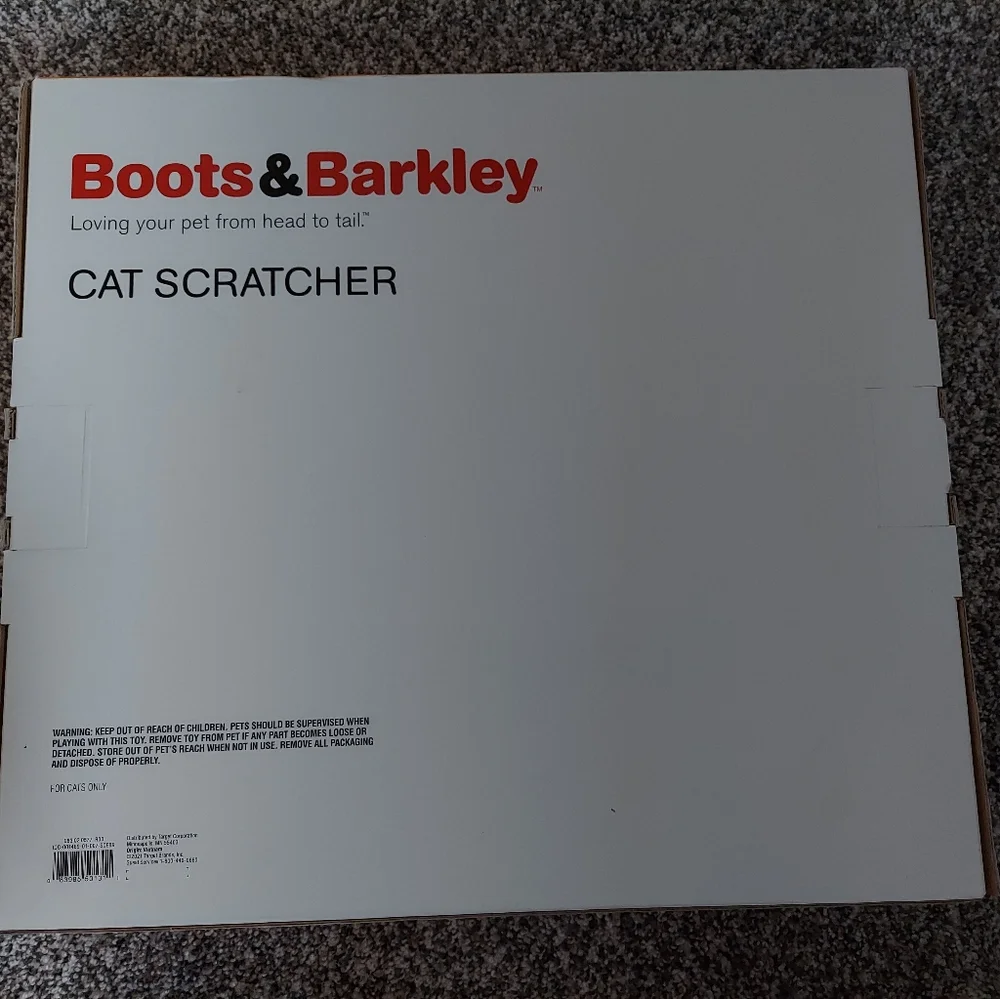 boots and barkley, Love Is Love cat scratcher